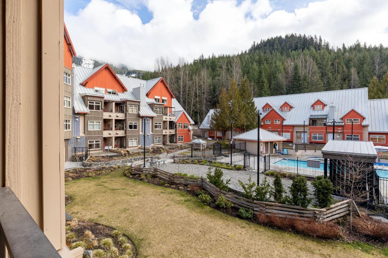 Slopeside Whistler Creekアパートメント エクステリア 写真